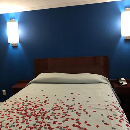 Skyview Motor Inn Johnston Bagian luar foto