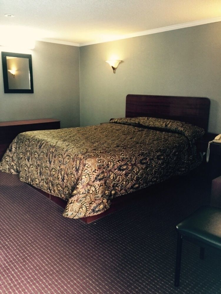 Skyview Motor Inn Johnston Bagian luar foto