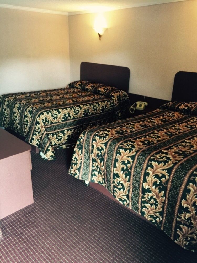 Skyview Motor Inn Johnston Bagian luar foto